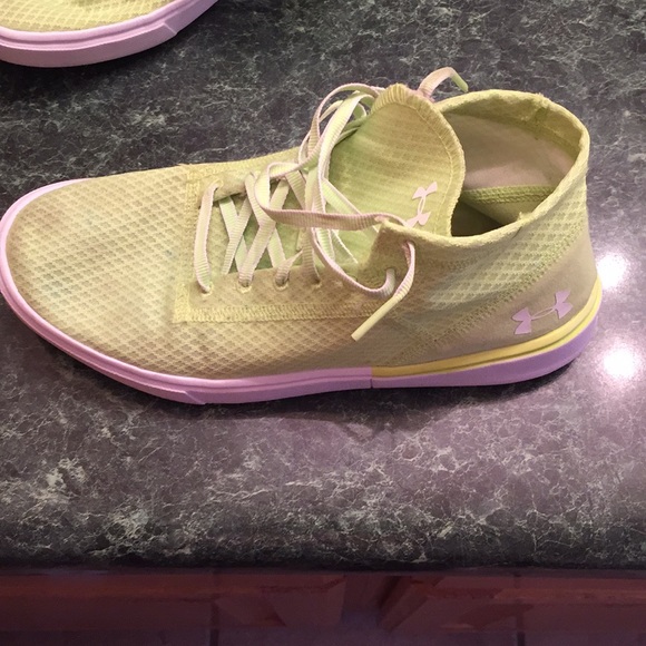 Sneakers - Picture 2 of 3